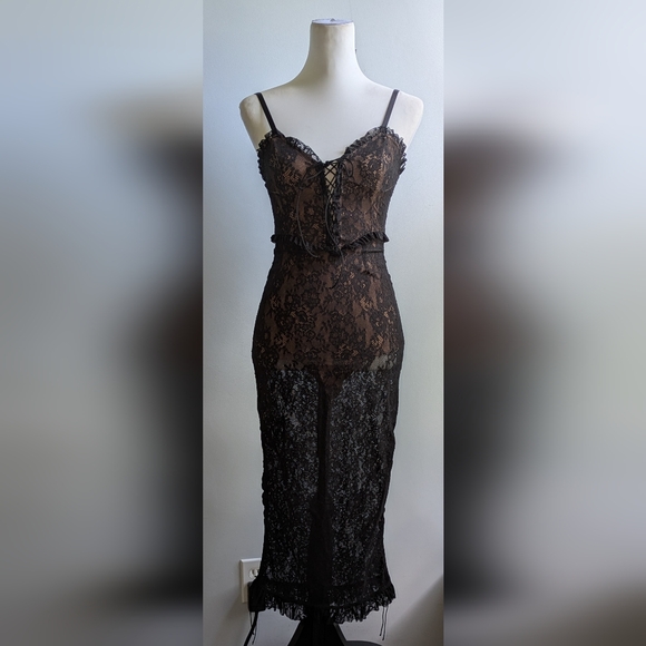EUC....For Love and Lemons Gracie Lace Bodysuit Dress Size XS (0-2) - Picture 4 of 12